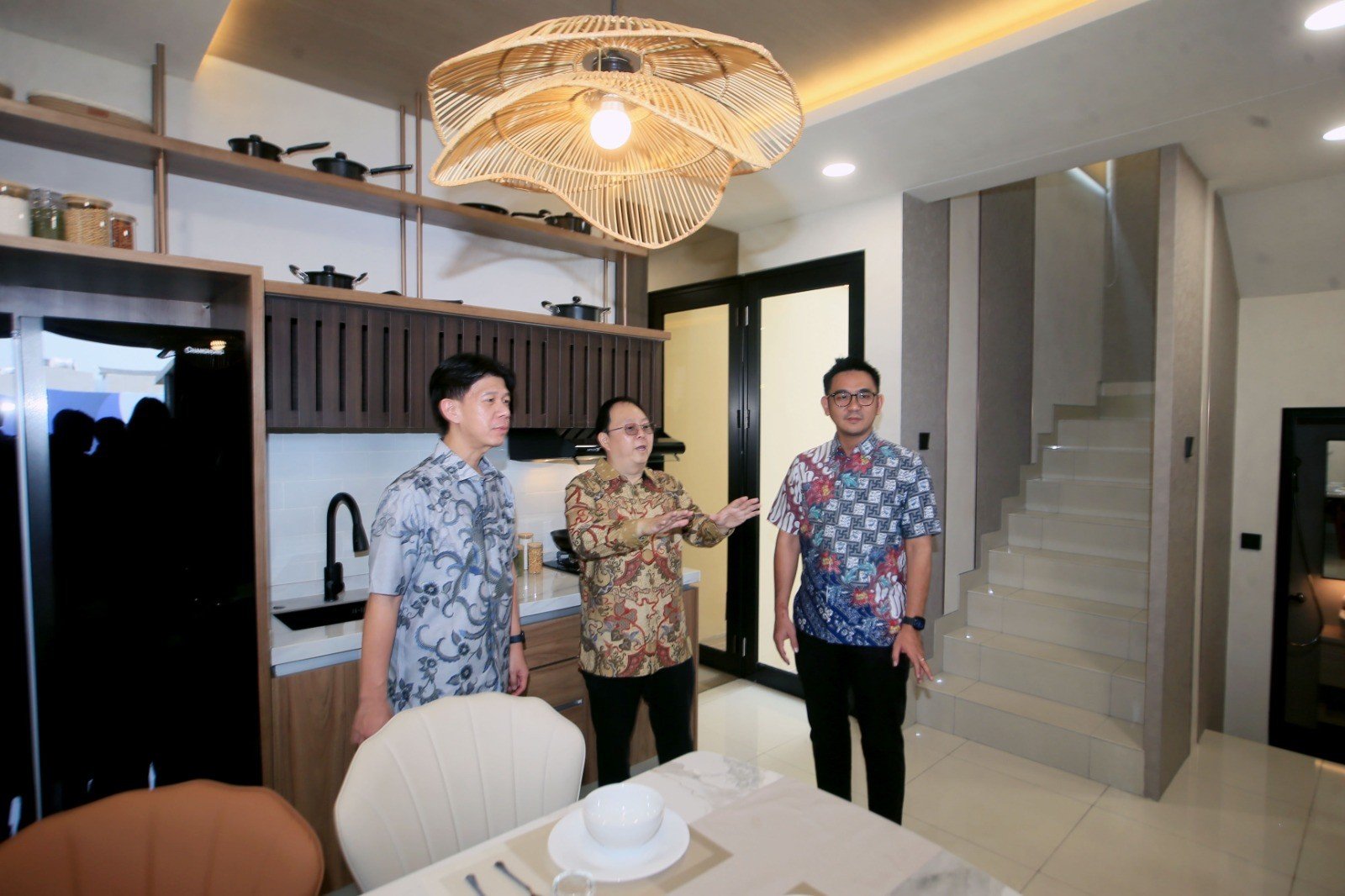 Asthara Skyfront City Rampungkan Dua Show Unit Terbaru Allurea Type E